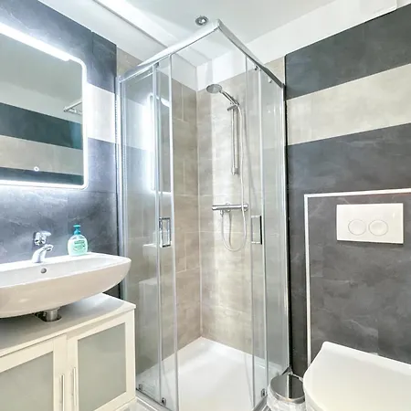 Professioneel In Voor 2 Gasten - 79-10 דירה *