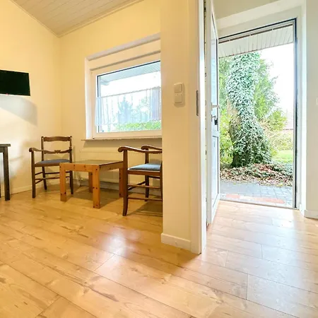 Professioneel In Voor 2 Gasten - 79-10 Friedeburg (Lower Saxony)