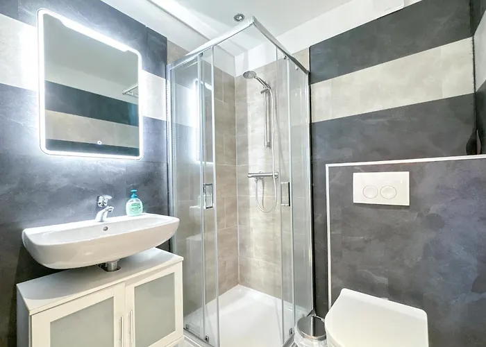 Professioneel In Voor 2 Gasten - 79-10 شقة *