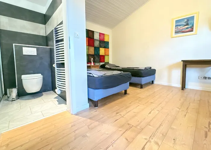 Professioneel In Voor 2 Gasten - 79-10 شقة